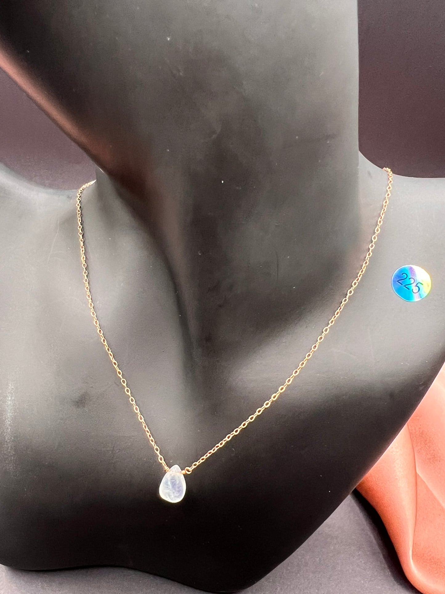 Tropfen-Kette mit Mondstein 45cm