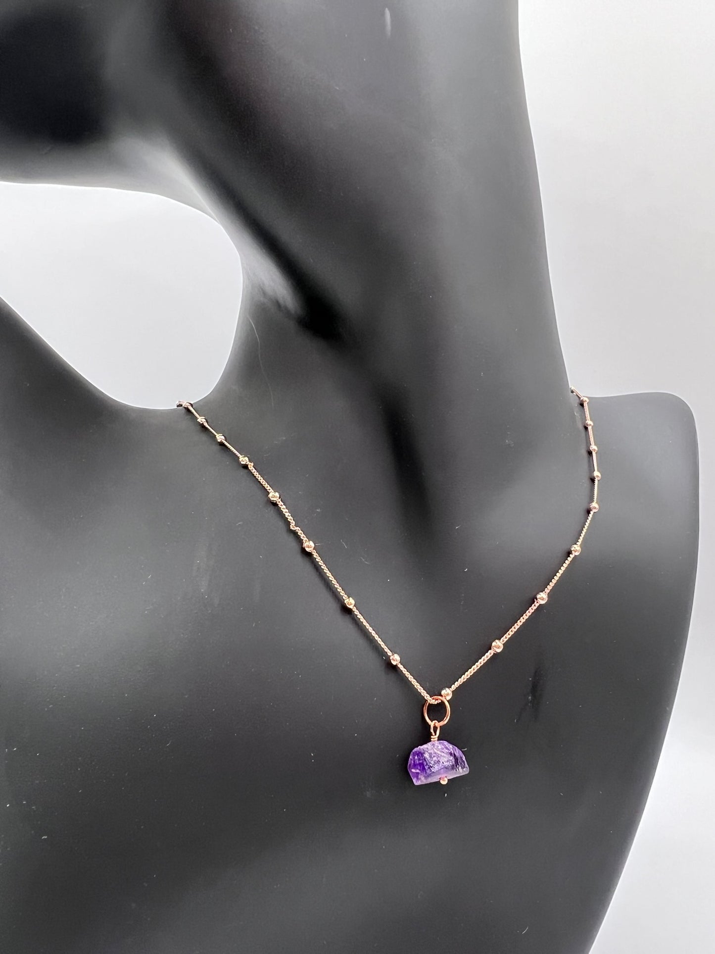 Amethyst- Rohstein-Anhänger