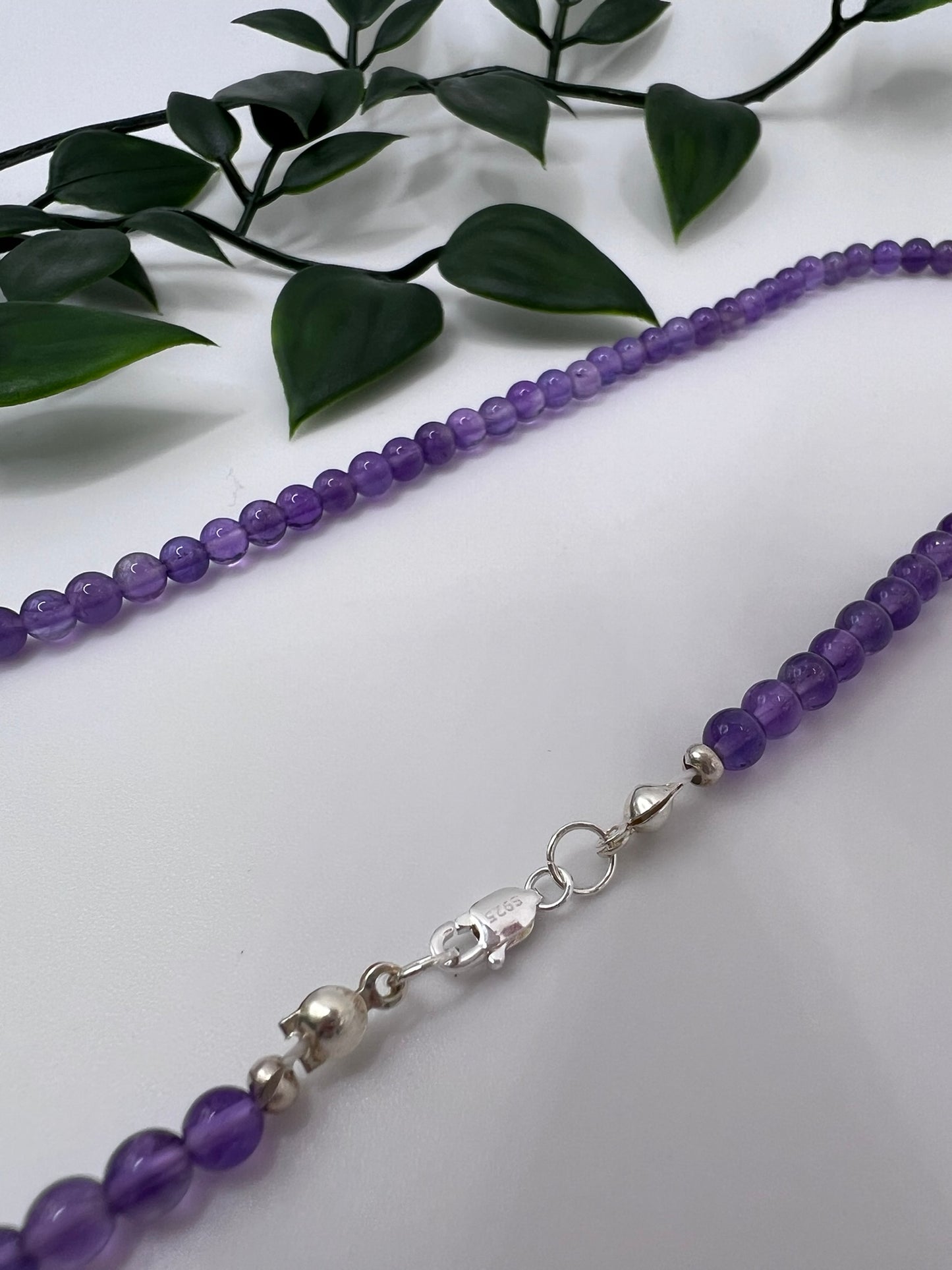 Amethyst Perlenkette – Spirituelle Eleganz in zartem Violett