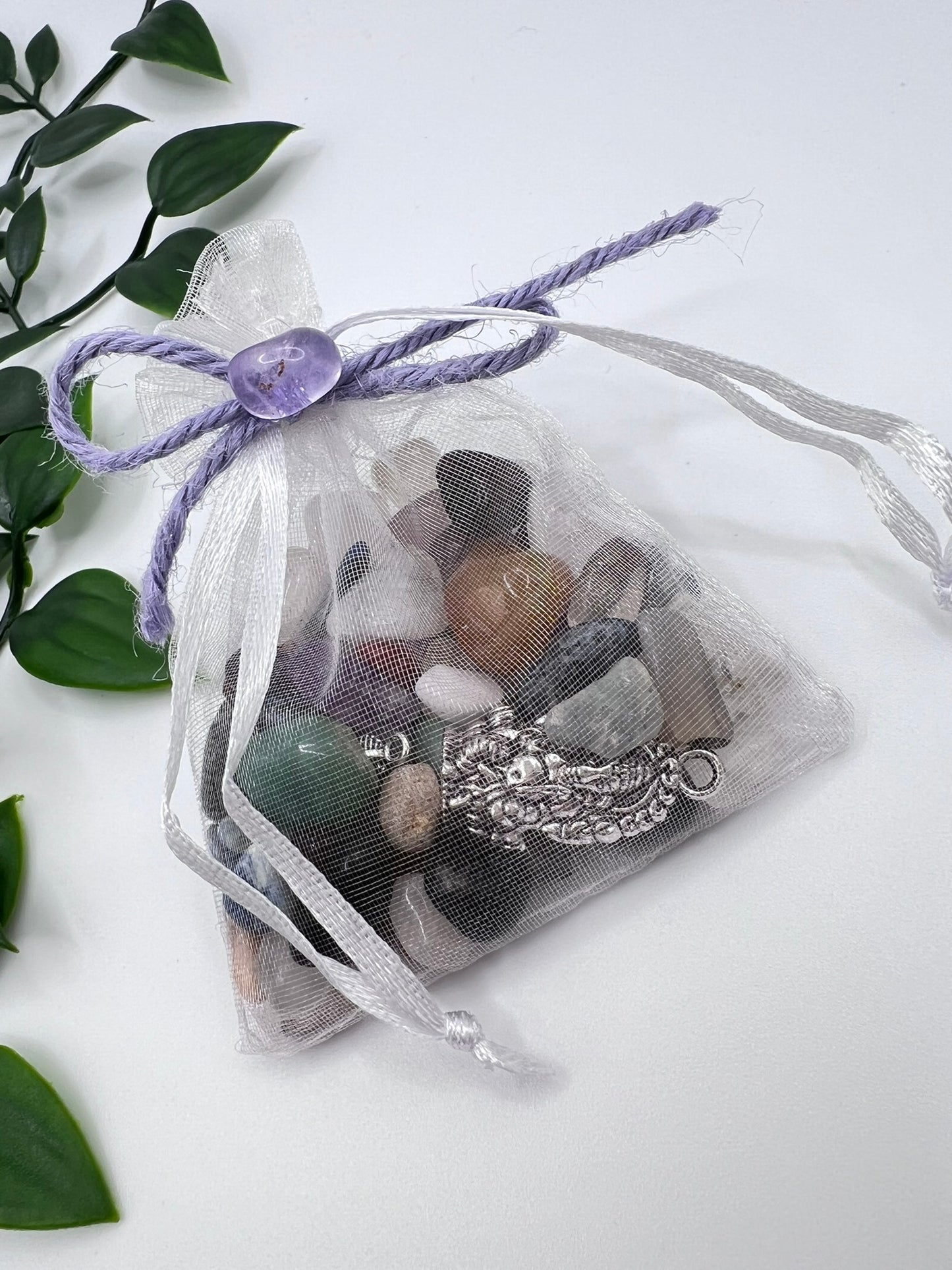 Zauberhaftes Kristallsäckchen – 20 g Edelstein-Mix für kleine Entdecker