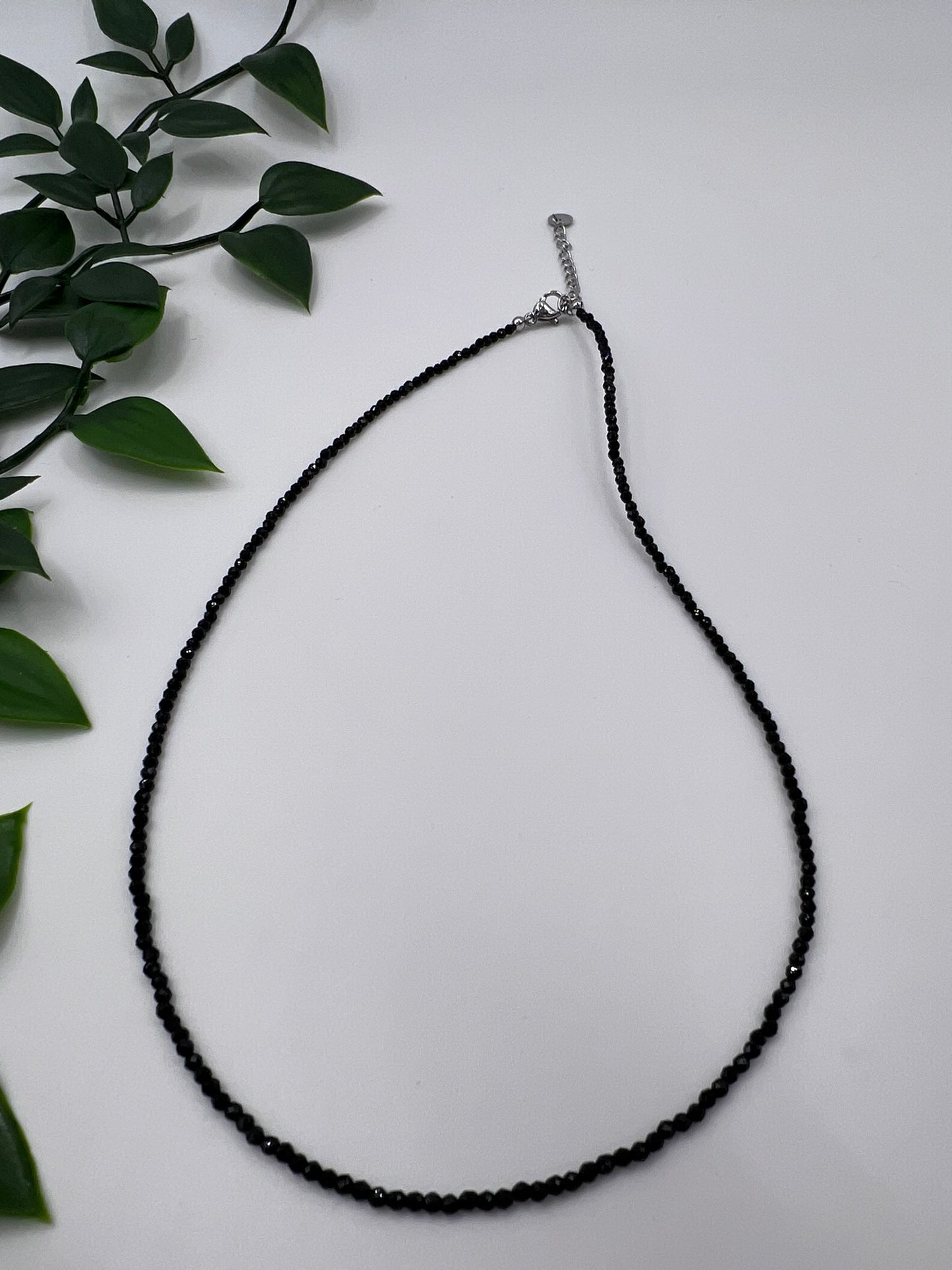 Obsidian Halskette, facettiert – Schutz, Stärke & Klarheit in elegantem Schwarz